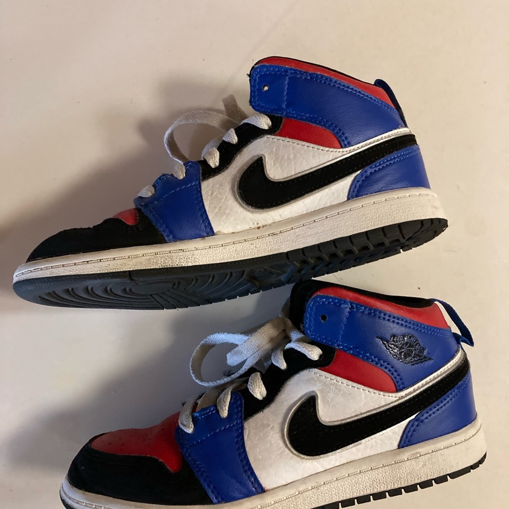 Nike youth Air Jordan